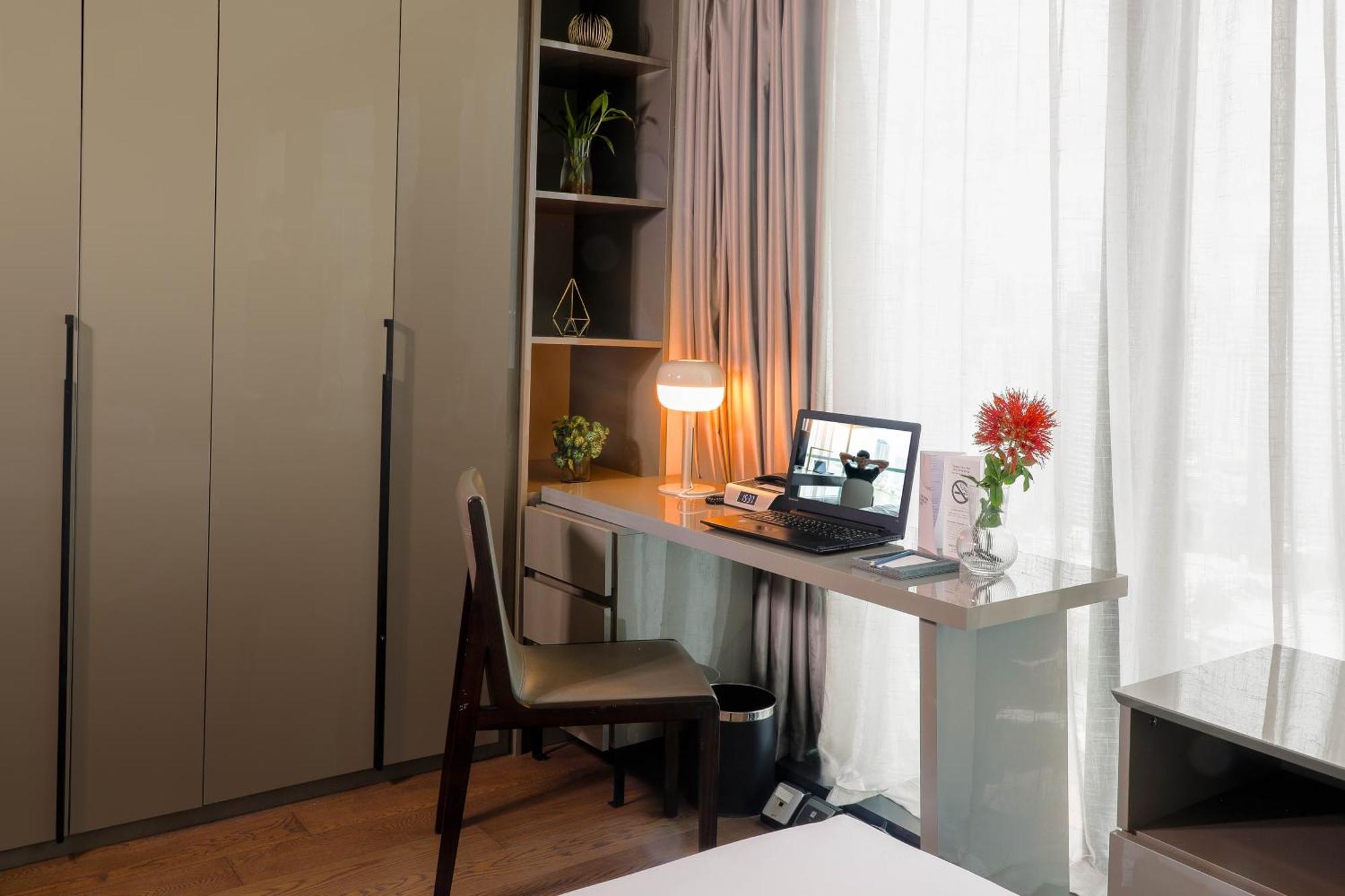 Готель Oakwood Makati Avenue Makati City Екстер'єр фото