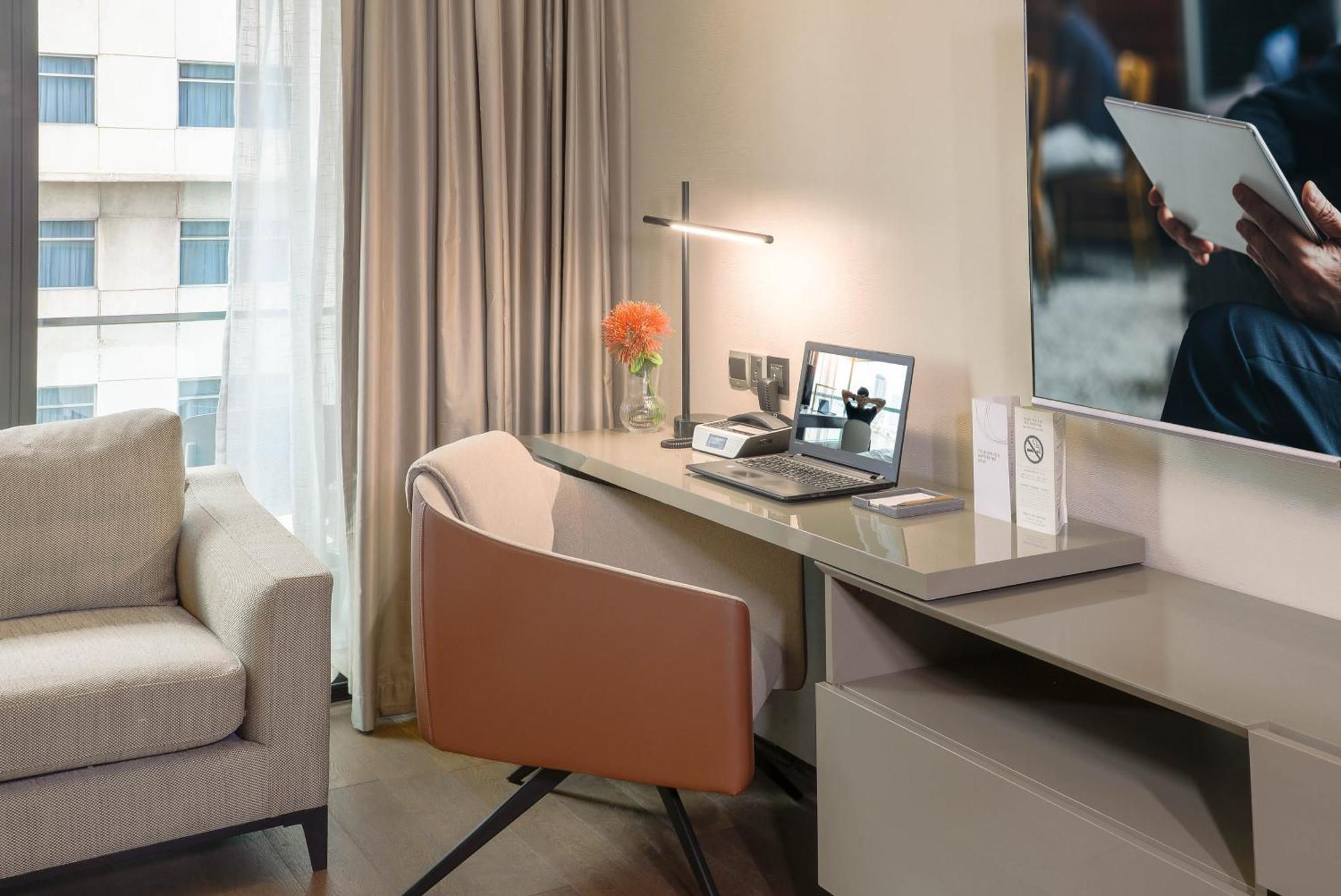 Готель Oakwood Makati Avenue Makati City Екстер'єр фото